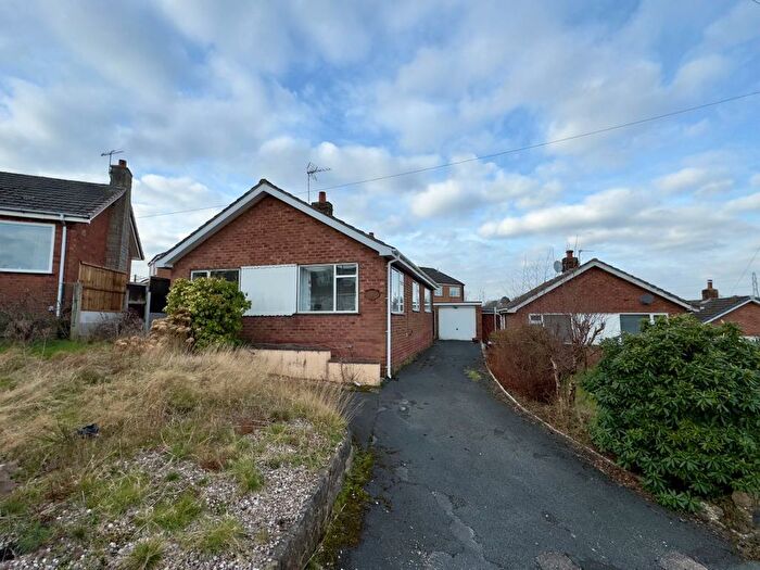 2 Bedroom Detached Bungalow For Sale In Hunters Hill Weaverham, Northwich, Cheshire, CW8