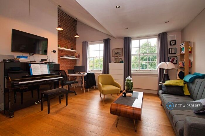 1 Bedroom Flat To Rent In Barnsbury Road, London, N1