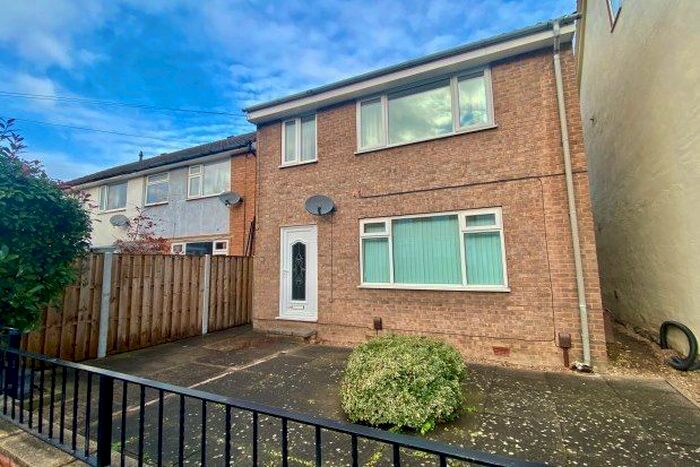 2 Bedroom Flat To Rent In Rushdale Road, Sheffield S8