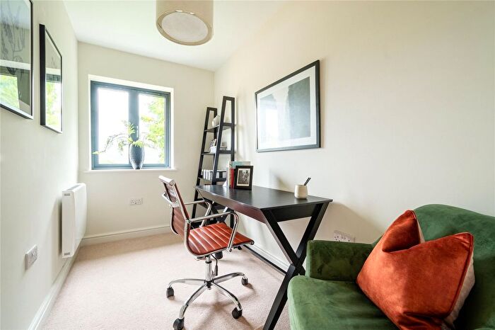 3 Bedroom Terraced House For Sale In Egremont Place, Bath, Somerset, BA2