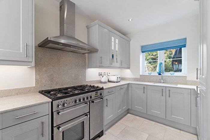 4 Bedroom Detached House For Sale In Wenlock Rise, Bridgnorth, WV16