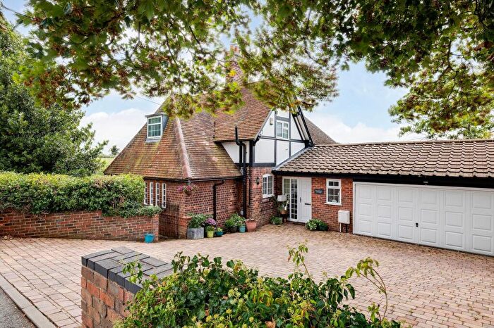 4 Bedroom Detached House For Sale In Vicarage Lane, Gresford, LL12