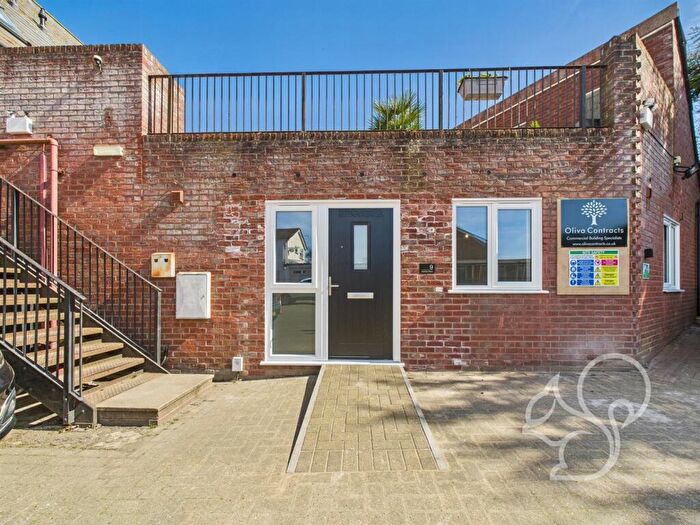 2 Bedroom Flat For Sale In Akersloot Place, West Mersea, CO5