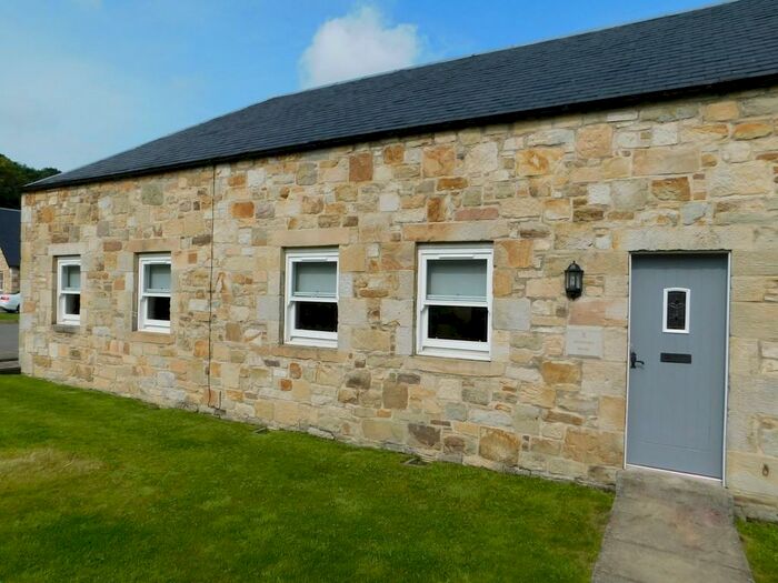 4 Bedroom Barn Conversion To Rent In Newpark Mews, Bellsquarry, EH54
