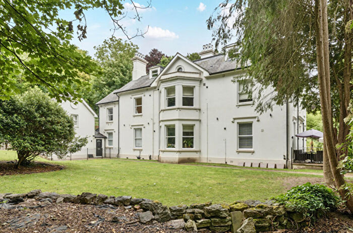 1 Bedroom Apartment For Sale In London Road, Loudwater, High Wycombe, HP10