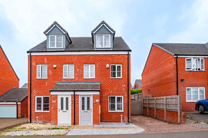 3 Bedroom Semi-Detached House For Sale In Spitfire Road, Sheffield, S13
