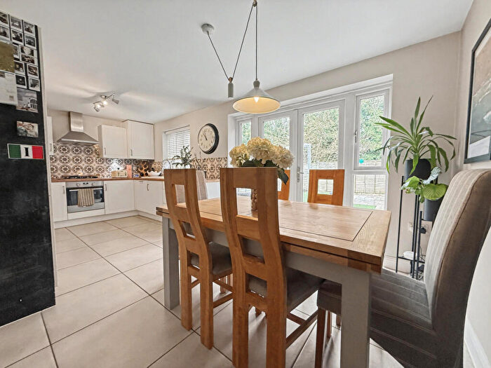 4 Bedroom Semi-Detached House For Sale In Greycing Street, Swindon, SN25