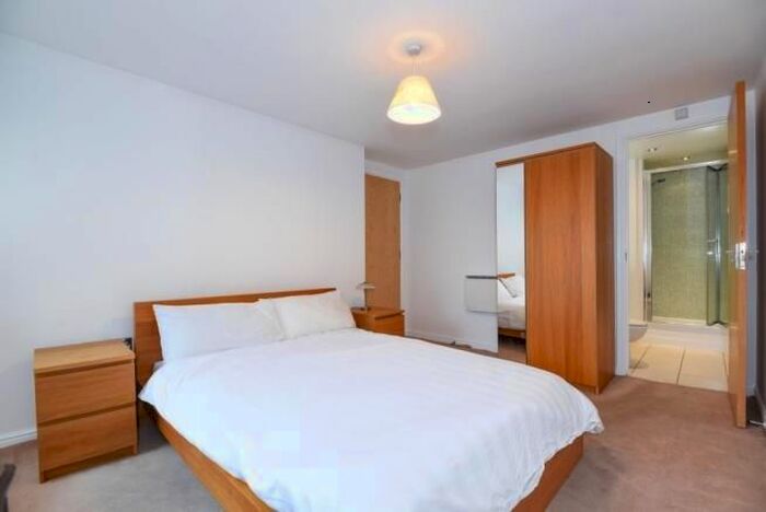 2 Bedroom Flat To Rent In Singapore Road, London, W13