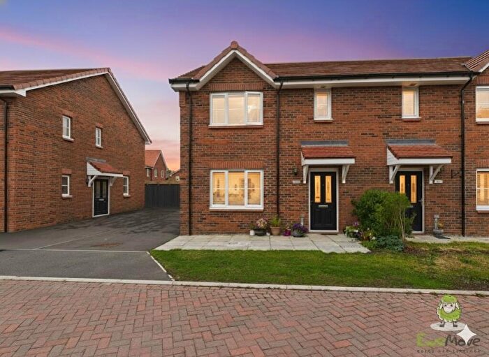3 Bedroom Semi-Detached House For Sale In Brogden Drive, Willaston, Nantwich, Cheshire, CW5