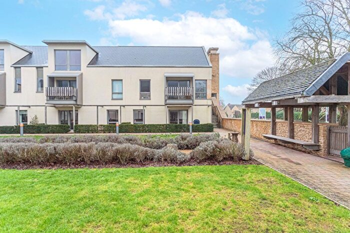 1 Bedroom Flat For Sale In Steepleton Court, Tetbury, GL8