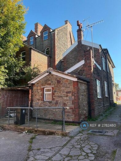 1 Bedroom Flat To Rent In Hanham Road, Bristol, BS15