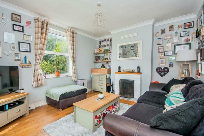 3 Bedroom Semi-Detached House For Sale In North Brink, Wisbech, PE13