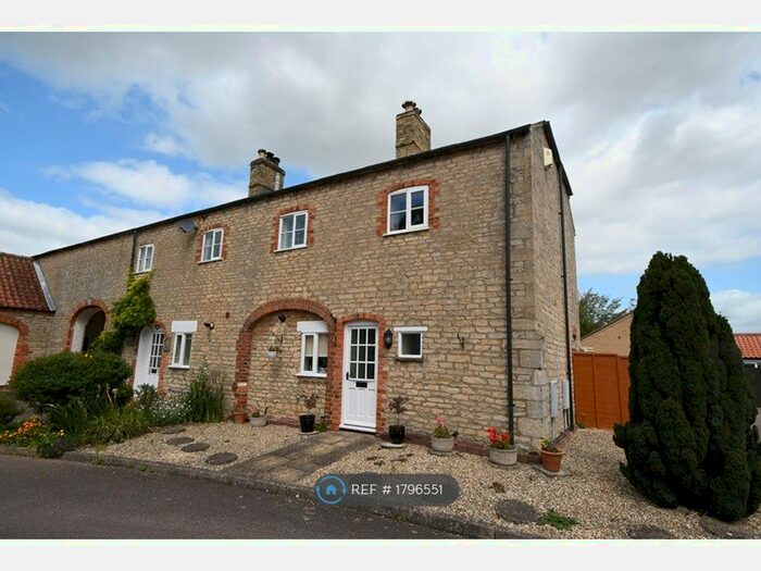 2 Bedroom Terraced House To Rent In Old Place, Sleaford, NG34