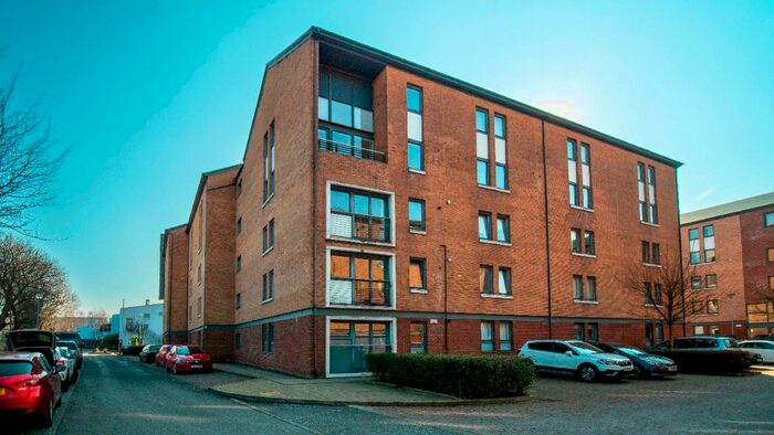 2 Bedroom Flat To Rent In Minerva Way, Finnieston, Glasgow, G3