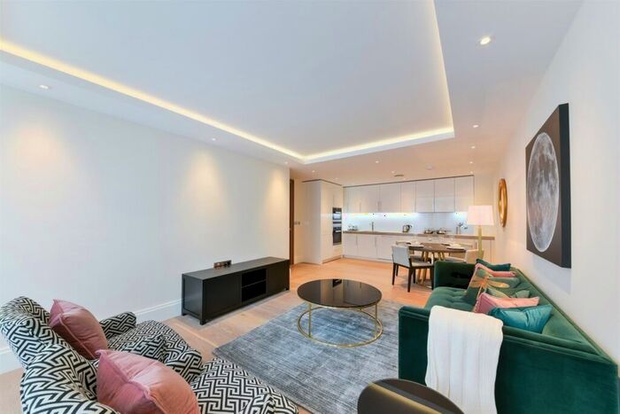 2 Bedroom Flat To Rent In Strand, London, WC2R