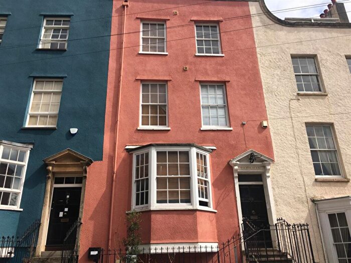 9 Bedroom Terraced House To Rent In Granby Hill, Bristol, BS8