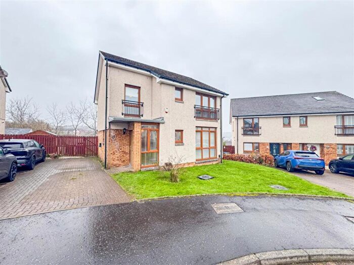 4 Bedroom Detached House For Sale In Kerry Place, Glasgow, G15