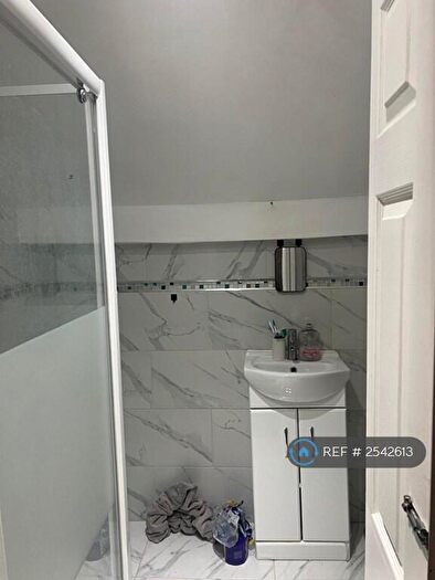 1 Bedroom Flat To Rent In Horsham, Horsham, RH12