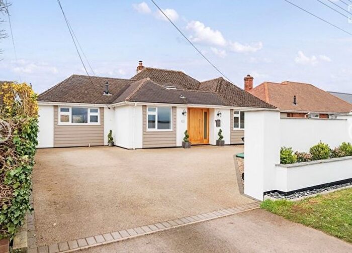 6 Bedroom Bungalow To Rent In Newcourt Road, Topsham, Exeter, EX3