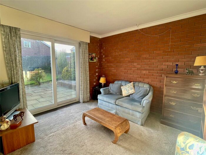3 Bedroom Bungalow For Sale In Breidden Avenue, Arddleen, Llanymynech, Powys, SY22