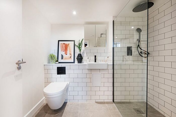 1 Bedroom Flat To Rent In Clay, Salford Quays, M50