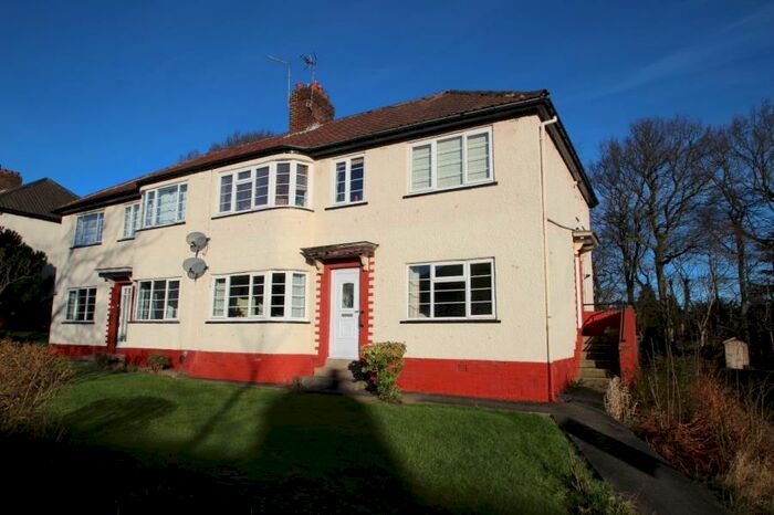 2 Bedroom Ground Flat To Rent In Redesdale Gardens, Adel, Leeds, LS16