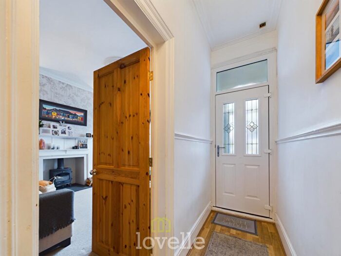 3 Bedroom Terraced House For Sale In Oxford Street, Cleethorpes, DN35
