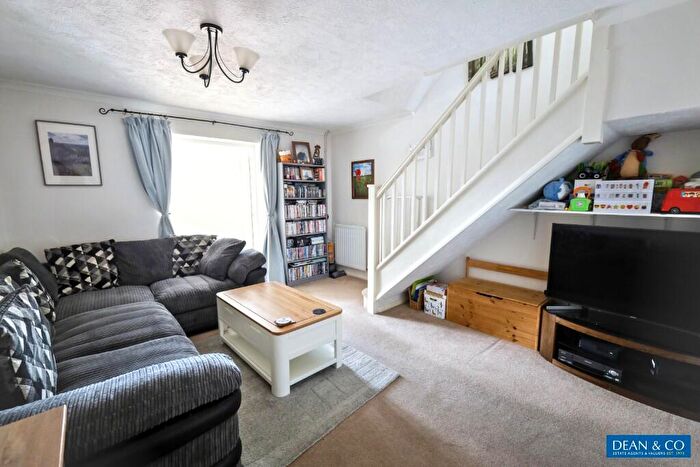 2 Bedroom Terraced House For Sale In Sheppard Way, BN41