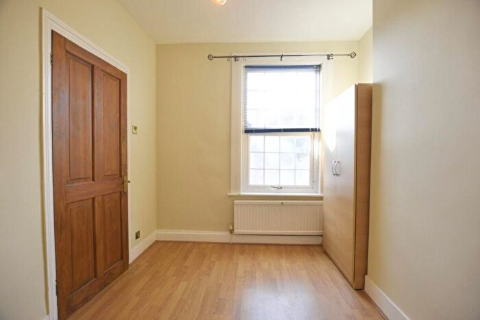 4 Bedroom Terraced House To Rent In Napier Road, Leytonstone, E11