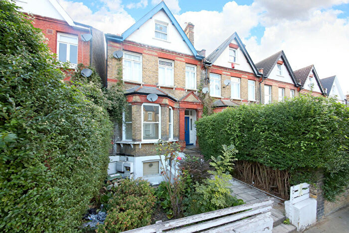 1 Bedroom Apartment To Rent In Devonshire Road, Forest Hill, SE23