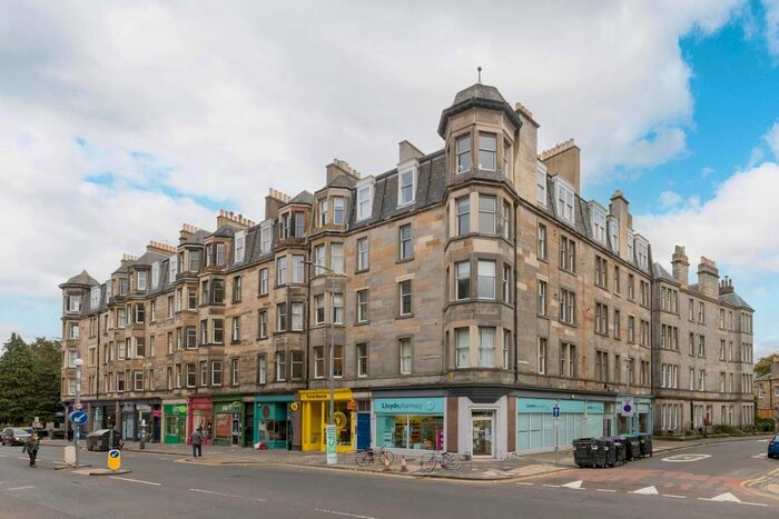 2 Bedroom Flat To Rent In Bruntsfield Place, Edinburgh, EH10