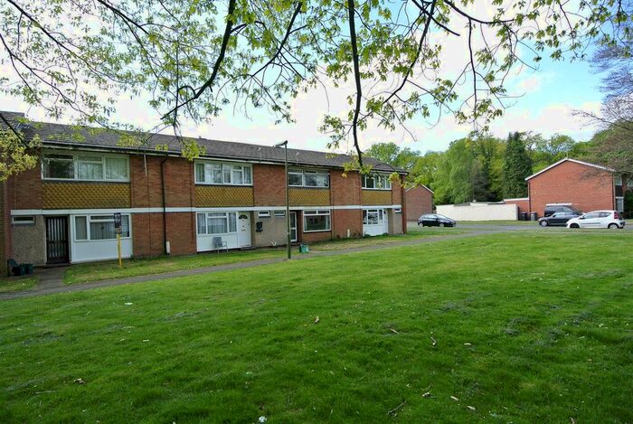 4 Bedroom Terraced House For Sale In Beechtree Avenue, Englefield Green, Egham, TW20