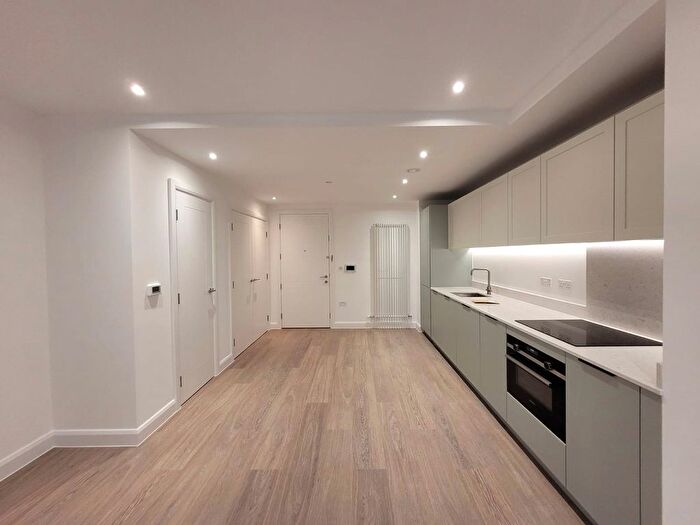 1 Bedroom Flat To Rent In Ellipse House, Seagull Lane, London, E16