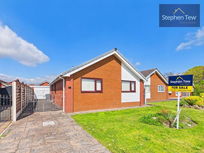 2 Bedroom Detached Bungalow For Sale In Sedgefield Close, Blackpool, FY4