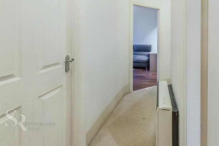 2 Bedroom Apartment For Sale In Slack Lane, Little Hayfield, SK22