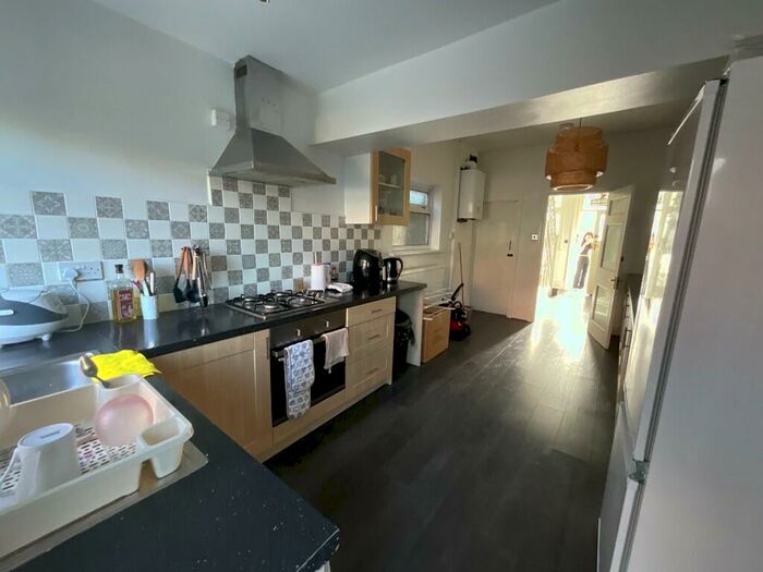 2 Bedroom Terraced House To Rent In Faraday Road, Nottingham, Nottinghamshire, NG7