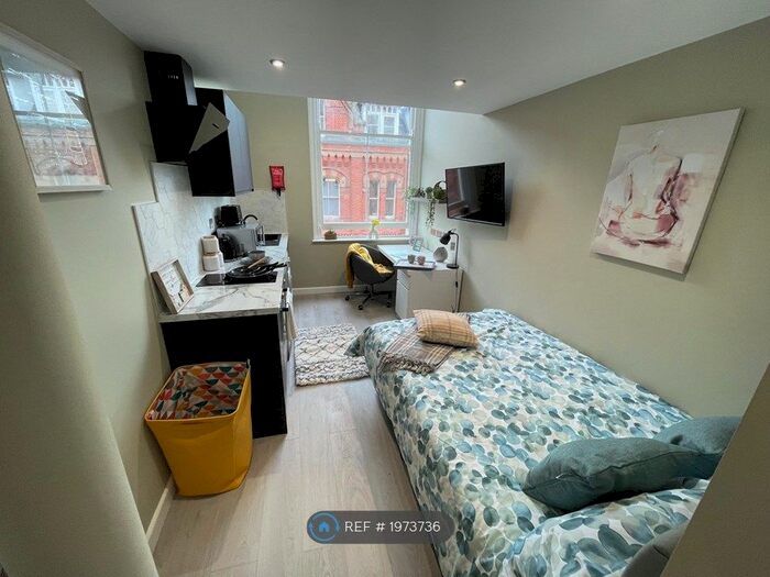 Studio To Rent In Broad Street, Nottingham, NG1