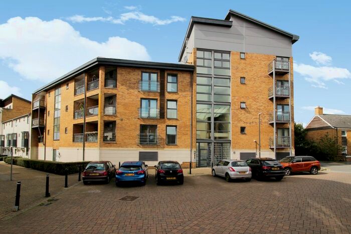 2 Bedroom Flat To Rent In Tuke Walk, Old Town, Swindon, SN1