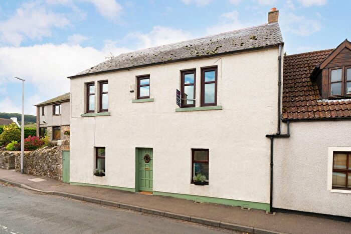 4 Bedroom Semi-Detached House For Sale In High Street, Pitlessie, KY15