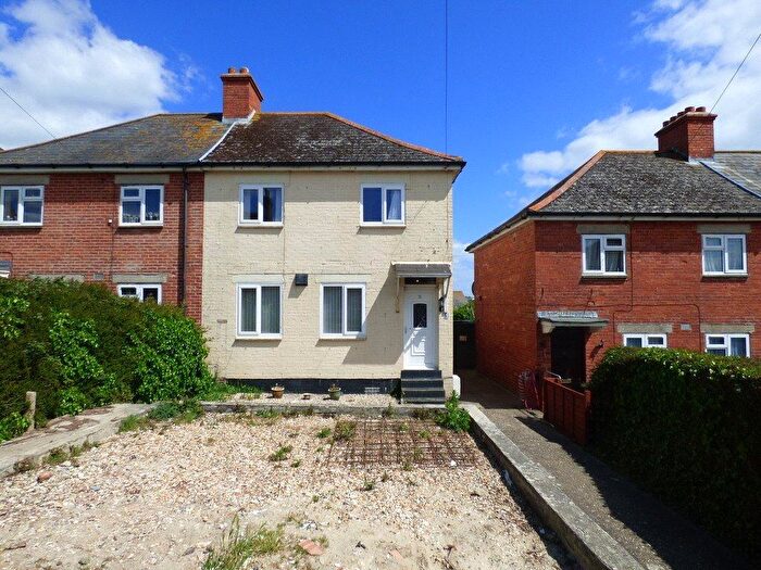 3 Bedroom End Of Terrace House To Rent In School Hill, Chickerell, Weymouth, Dorset, DT3