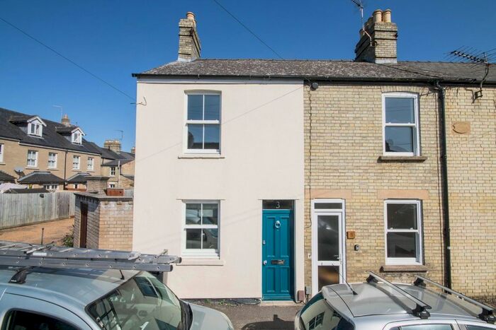 2 Bedroom End Of Terrace House To Rent In Marmora Road, Cambridge, CB1