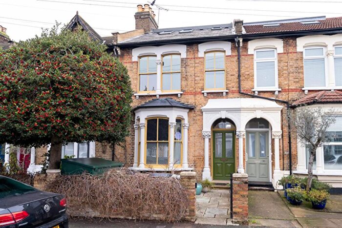 4 Bedroom Terraced House For Sale In Elmsdale Road, Walthamstow, E17