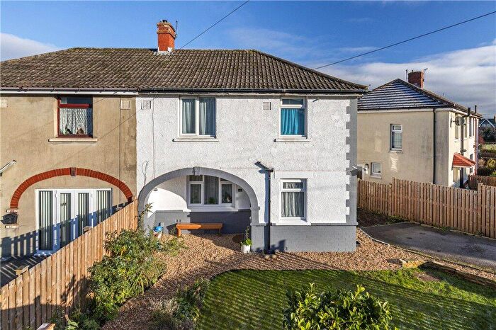 3 Bedroom Semi Detached House For Sale In Wyvil Road, Ilkley, West Yorkshire, LS29