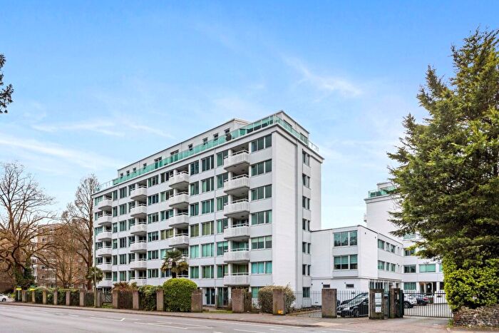 2 Bedroom Flat To Rent In London Road, Brighton, East Sussex, BN1