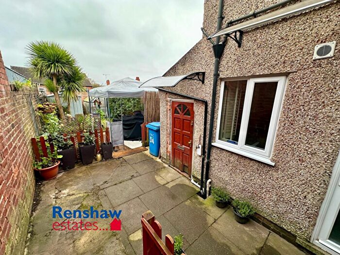 2 Bedroom End Of Terrace House For Sale In Byron Street, Ilkeston, Derbyshire, DE7