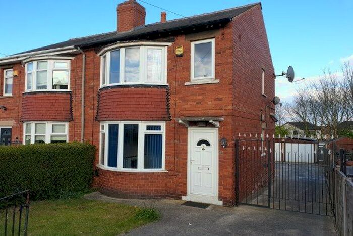 3 Bedroom Semi-Detached House To Rent In Ingleborough Drive, Doncaster, DN5