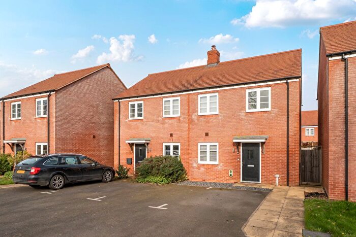 2 Bedroom Semi Detached House For Sale In Garners Field, Great Bourton, OX17