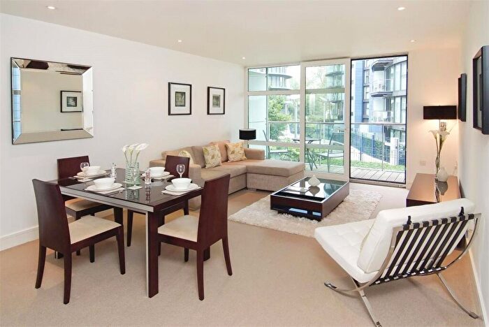 2 Bedroom Apartment To Rent In Howard Building, Queenstown Road, London, SW11