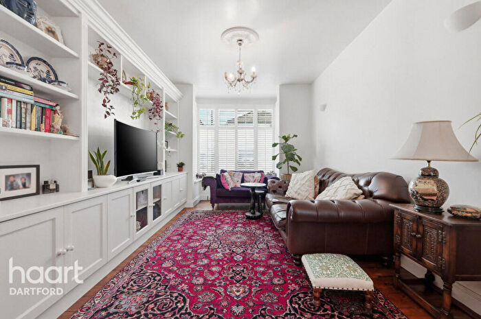 4 Bedroom Terraced House For Sale In Lion Road, Bexleyheath, DA6