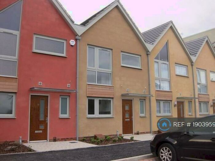 2 Bedroom Terraced House To Rent In Birdwood Avenue, Dartford, DA1